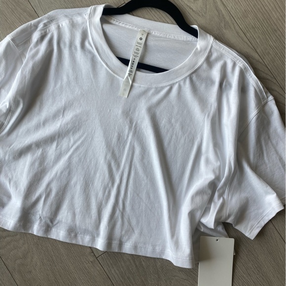 Lululemon white all yours cropped tee - Picture 2 of 4
